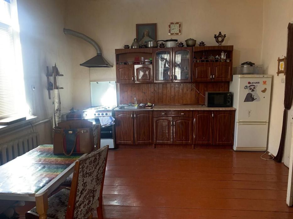 Продається півособняк в районі магазину "Епіцентр"