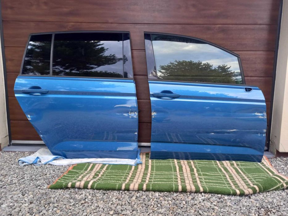 Drzwi prawe VW Turan