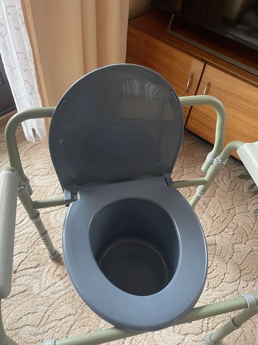 Krzesło toaletowe ARmedical