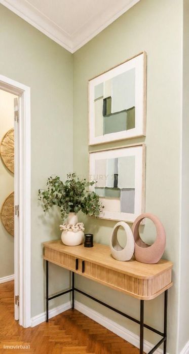 Apartamento T3 de Charme Totalmente Remodelado e Equipado com Vista De