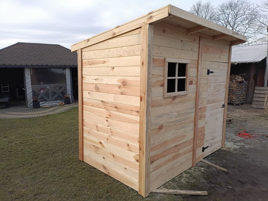 Domek narzędziowy pomieszczenie gospodarcze