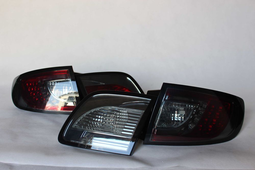 Lampy światła tylne tył MAZDA 3 r.03-09 sedan Black SMOKE LED NOWE!