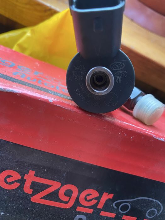 0445110126 (BOSCH) Форсунка дизель Bosch 2.0CRDI 16V