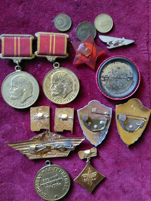 Значки старших часів