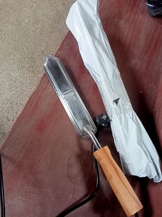 Faca desopercular mel abelhas cera colmeias