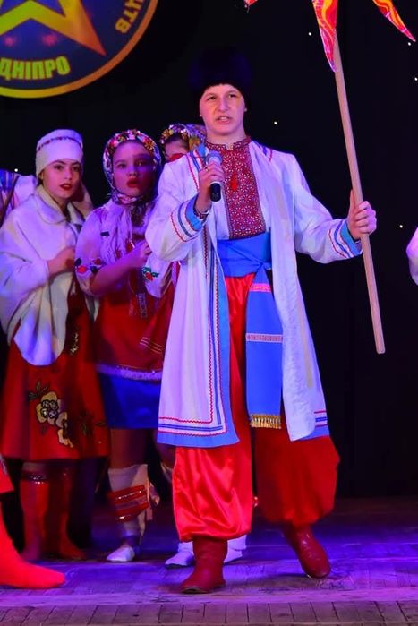 Різні Театральні та Танцювальні костюми