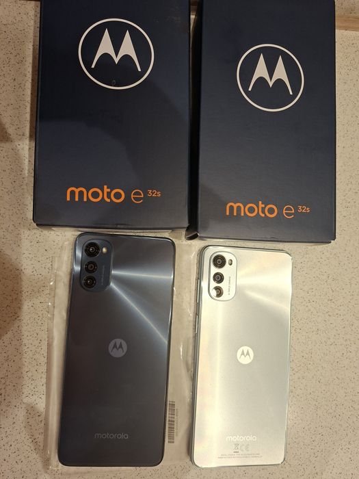 Motorola e 32s -  2 sztuki