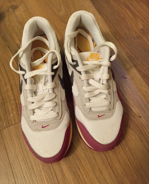 Oryginalne buty damskie, sneakersy, Nike Air Max Correlate 37.5 / 23.5 cm.