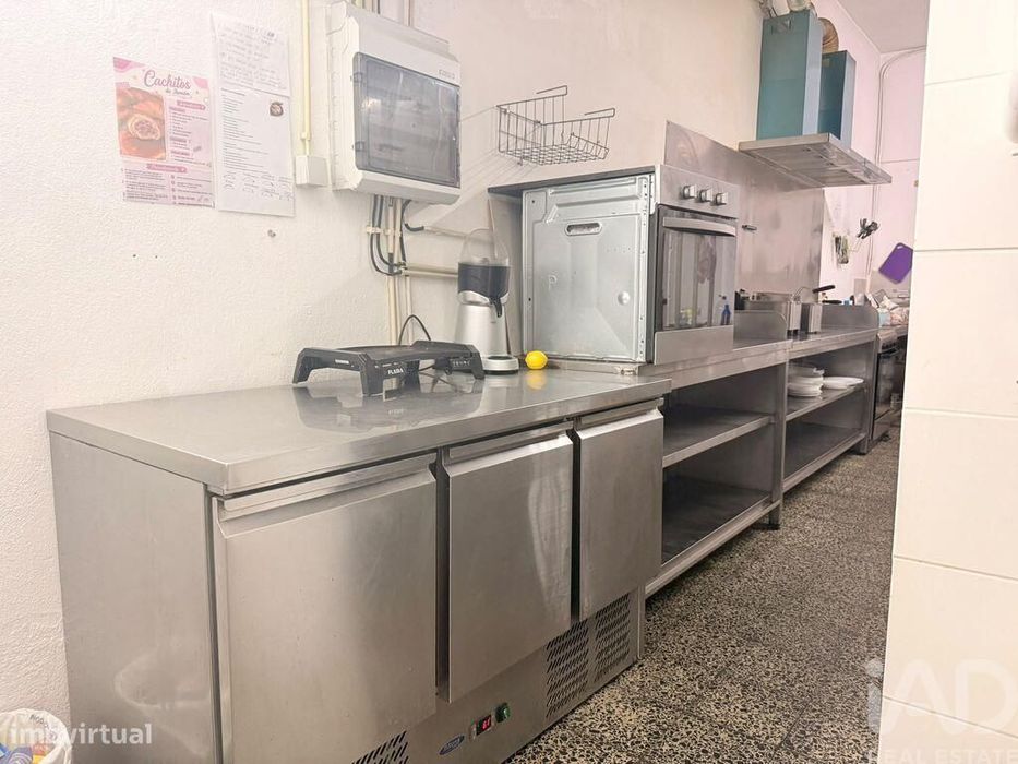 Café / snack-bar em Quarteira de 145,00 m2