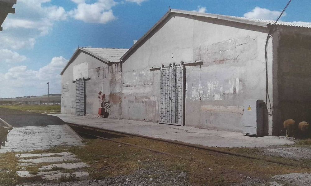 Пропонуємо до продажу Бази  з власними ЖД шляхами