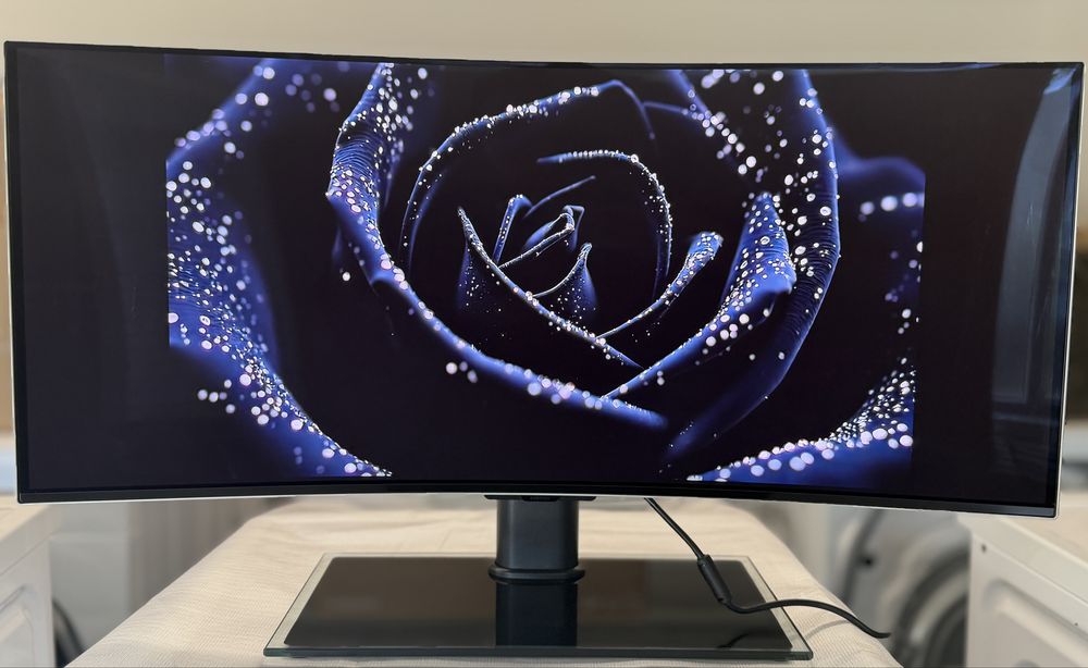 Monitor samsung oled g8