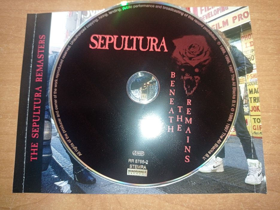 Sepultura - Beneath The remains