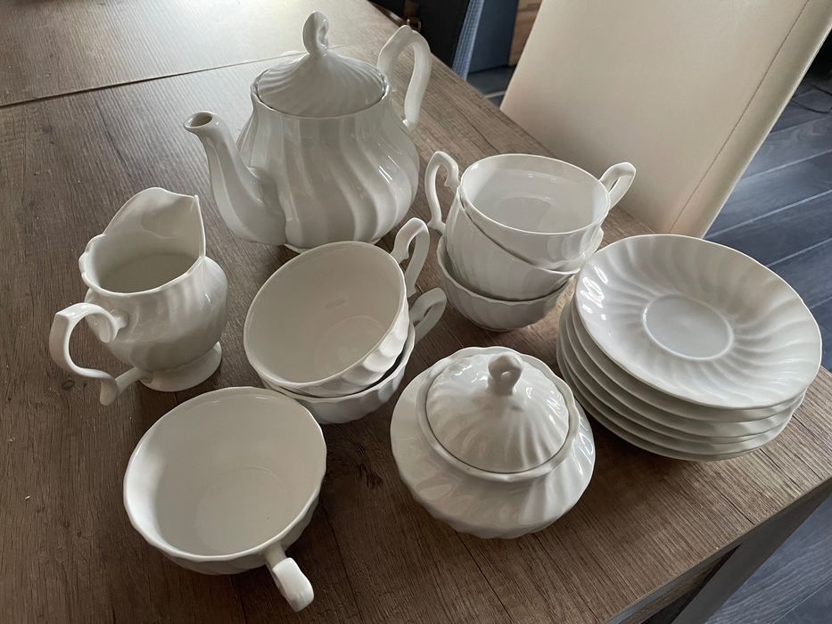 Zestaw kawowy biały na 6 osób