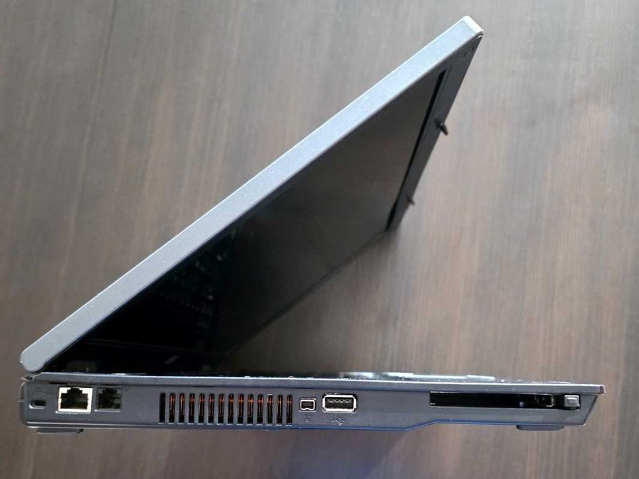 Laptop HP  - Windows XP aktywowany