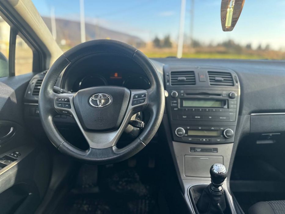Toyota Avensis 2.2Dizel