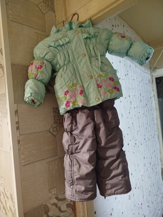 Зимний комбинезон на девочку