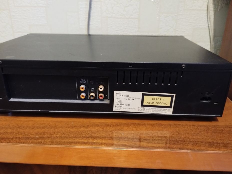 Компакт-диск Philips CD-624