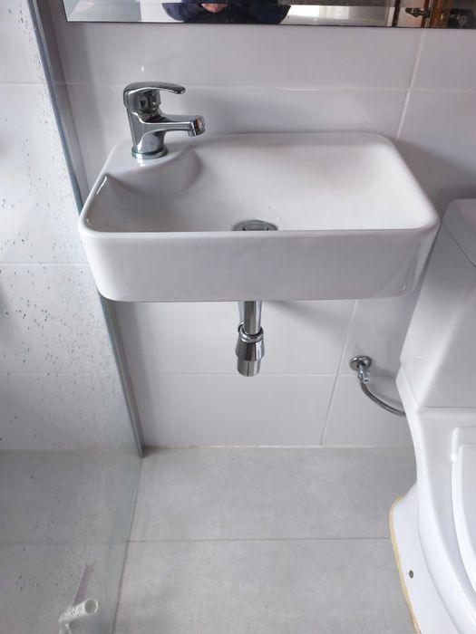 Lavatório + torneira como novos