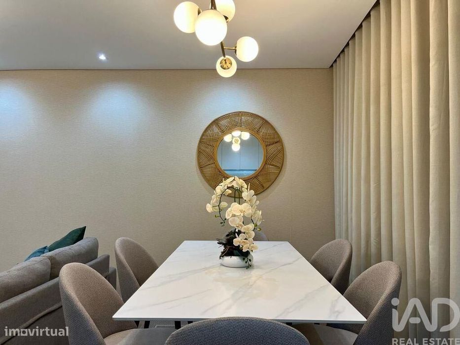 Apartamento T2 em Ramalde de 71 m2