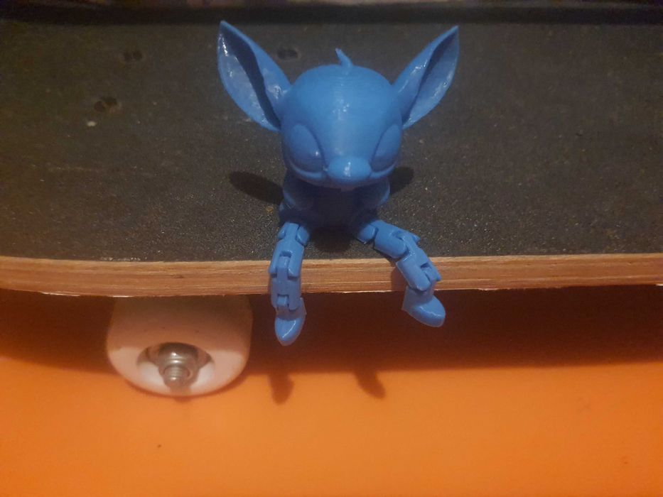 Figura stitch articulada nova