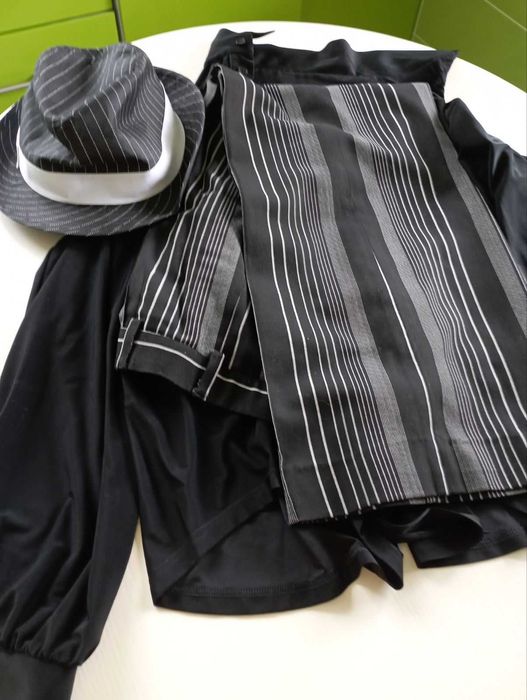 Сценічні костюми та для бальних танців