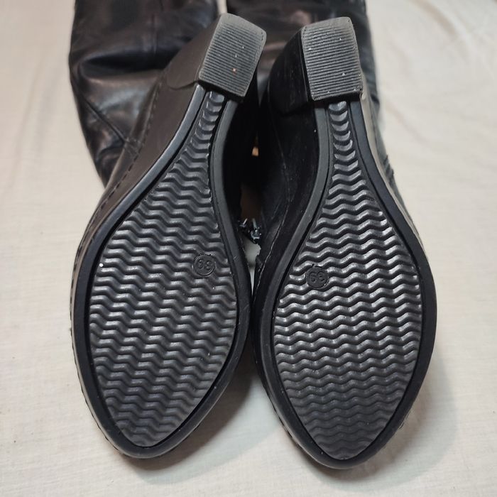 Сапоги женские кожаные на танкетке