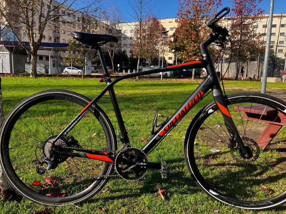 Specialized Sirrus – Boa bicicleta urbana