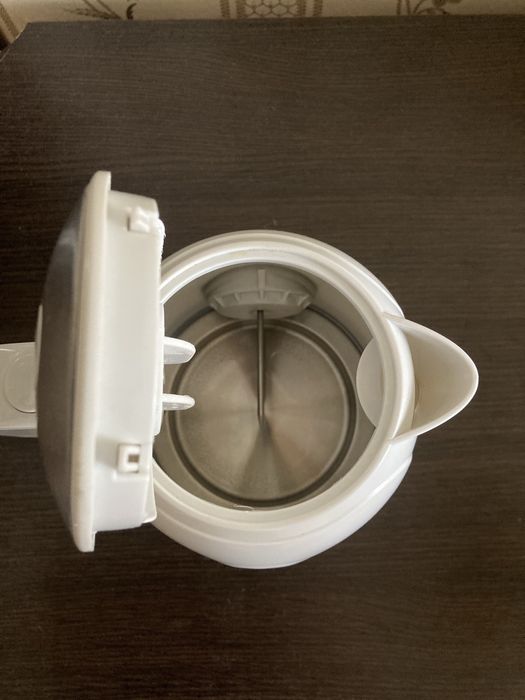 Електрочайник Haeger HG-7812