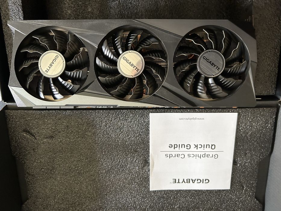 Gigabyte RX 6900 XT - 16Gb VRAM