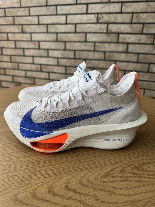 nike alphafly 3 - купить товары моды и стиля Киев - Цена на OLX.ua