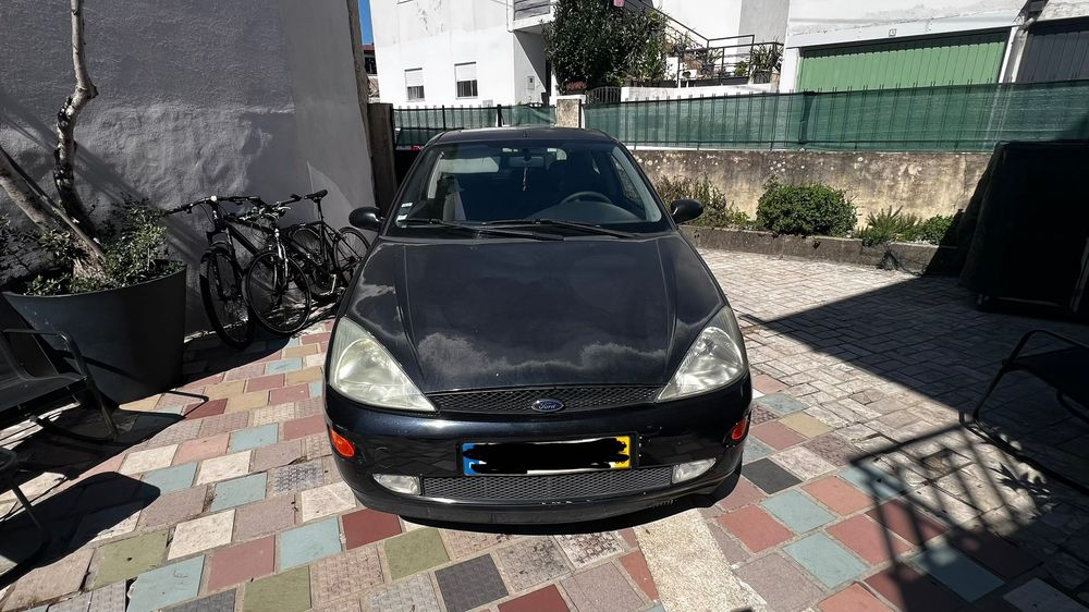 Ford focus 1.6 preto