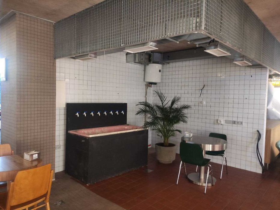 ТОП локація у Foodmarket Promprylad | Оренда торгової точки під їжу