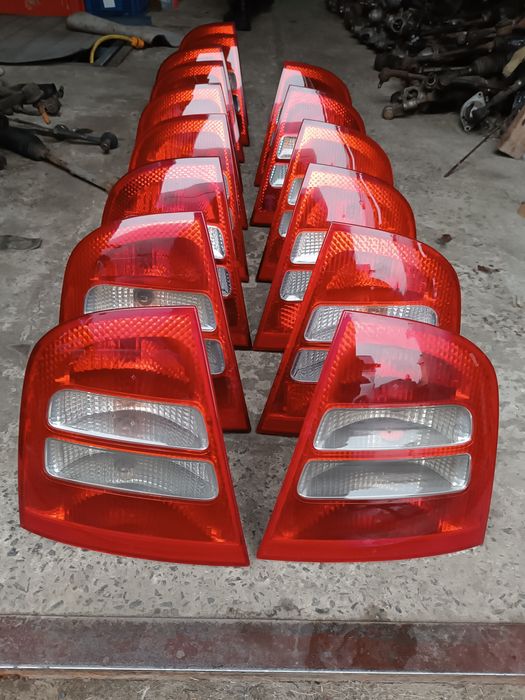 Задній фонар Стоп Шкода Октавія тур