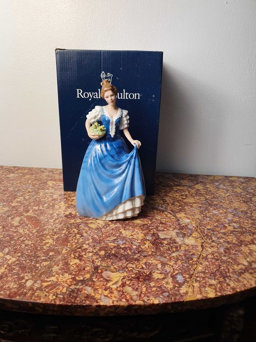 Figurka porcelanowa dama Royal Doulton "HELEN" wys. 21,5 cm Pudełko