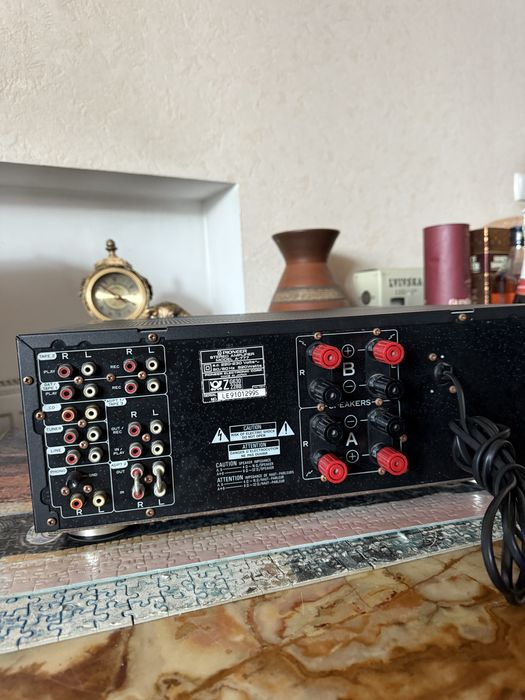 Висококласний Стерео Підсилювач Pioneer A-777 / Японія  / 19кг.