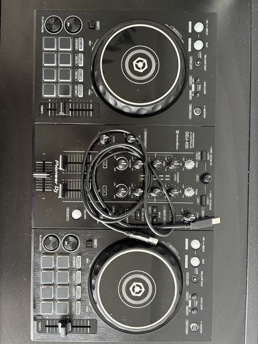 Kontroler DJ Pioneer DDJ-400