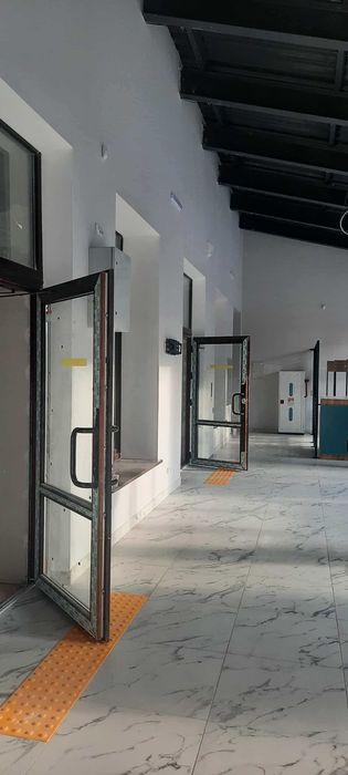 Оренда фасадні приміщення 18-132м Центр Звягель Шевченка,5/1 Терміново