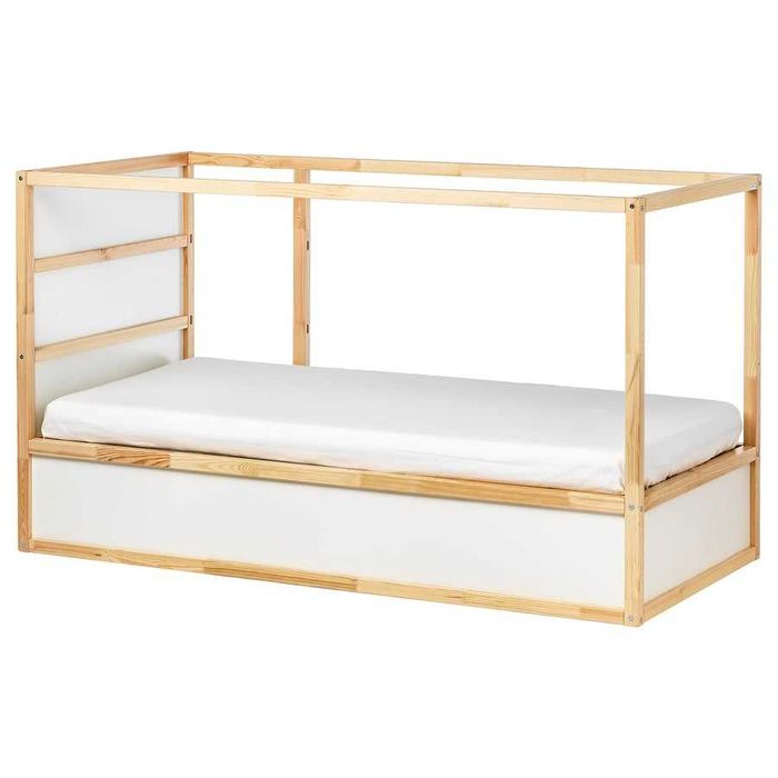 Cama Kura Ikea + colchão