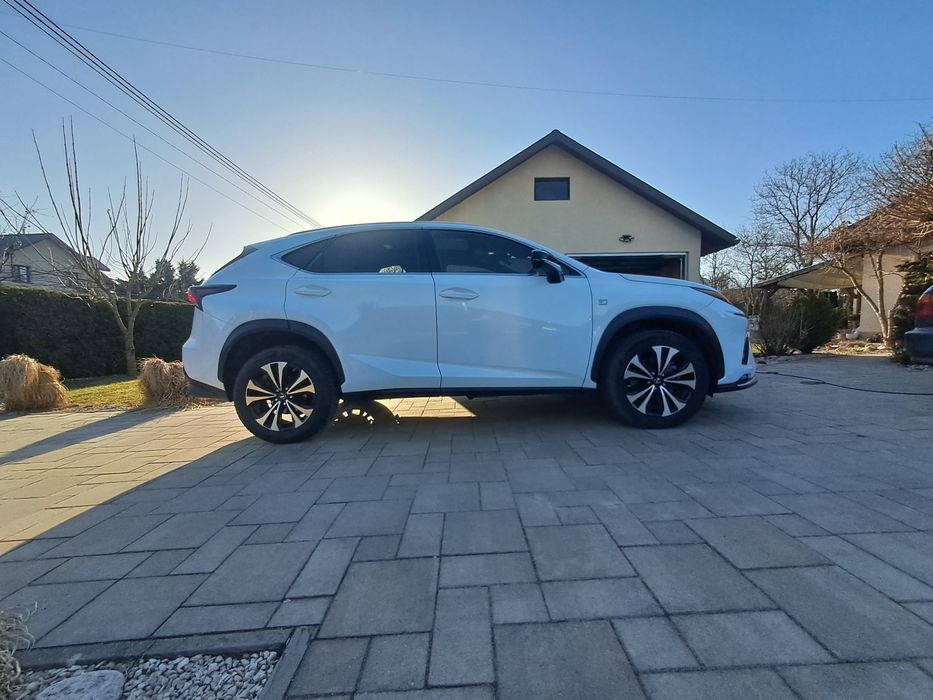Lexus nx300 fsport