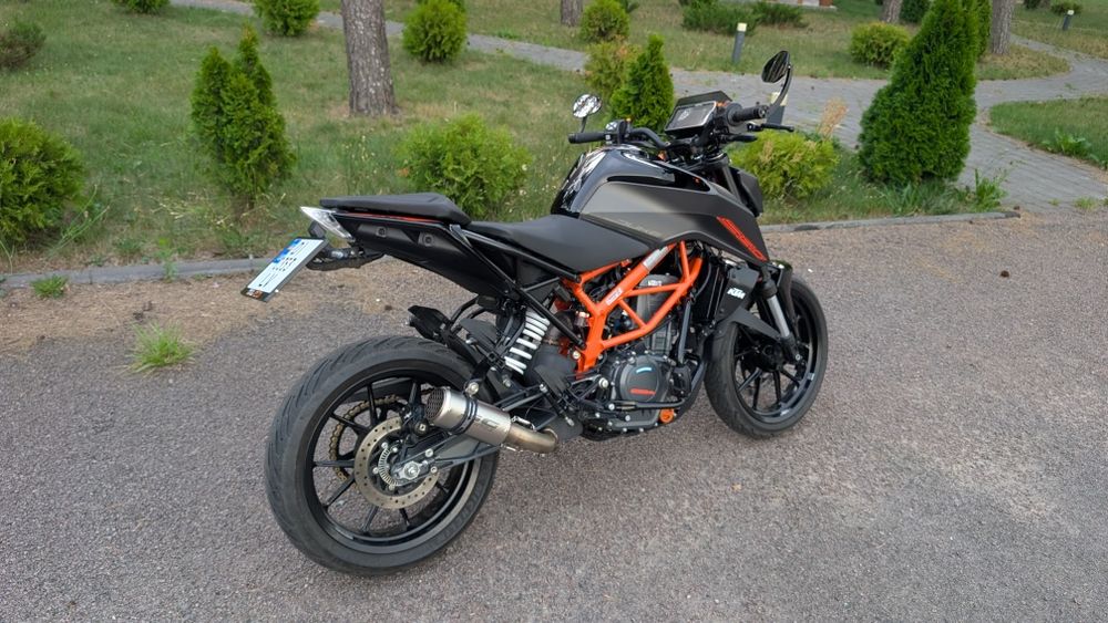 Мотоцикл KTM duke 390