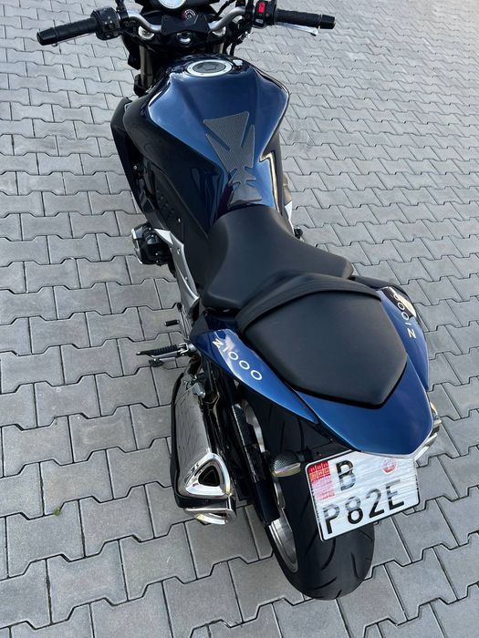 Мотоцикл Kawasaki Z1000