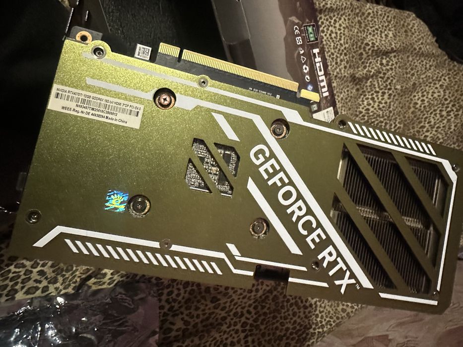 відеокарта Rtx 4070ti 12gb