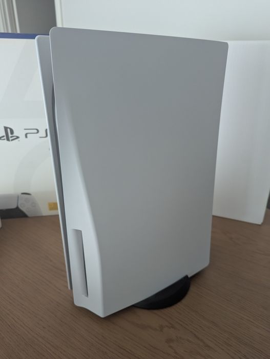 PlayStation 5 825gb c/Leitor Disco