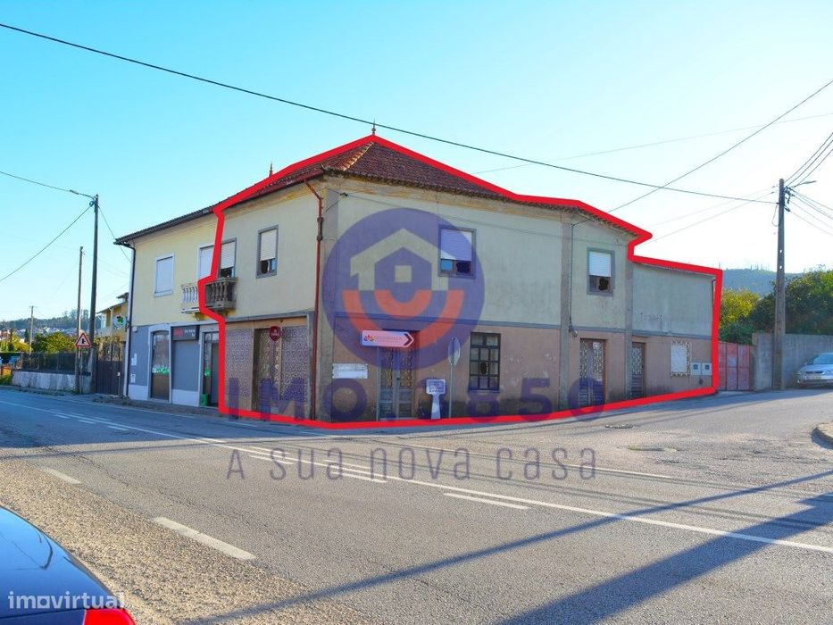 Prédio c/ 2 frações e excelente localização — Branca, Aveiro