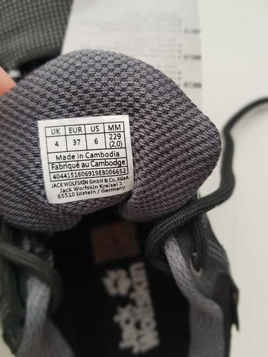 Трекінгові кросівки jack wolfskin 37р