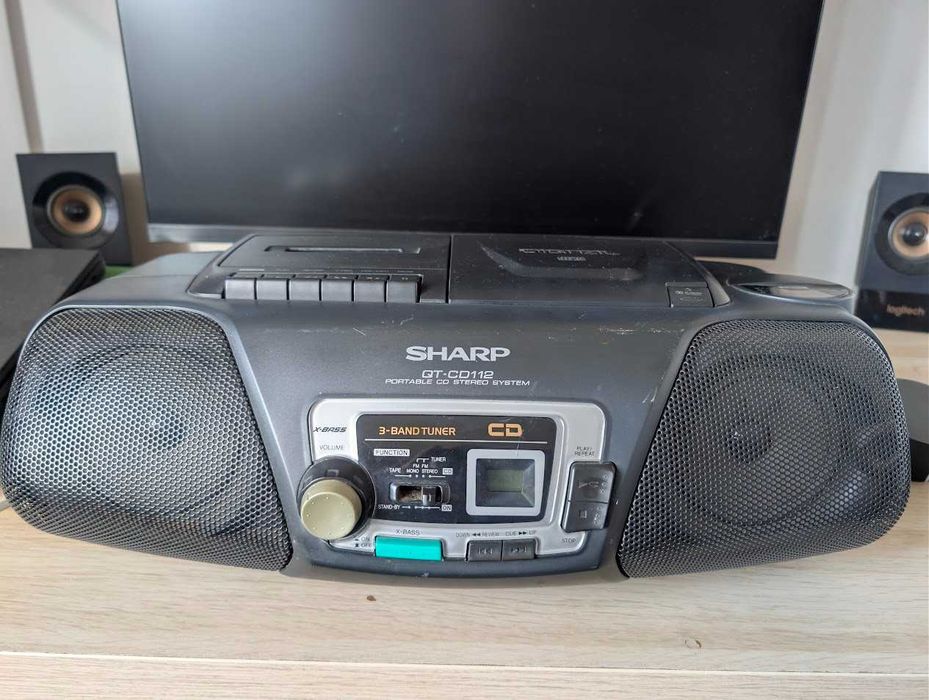 Sharp QT boombox vintage