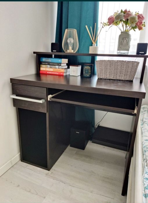 Biurko z nadstawką robione na zamówienie