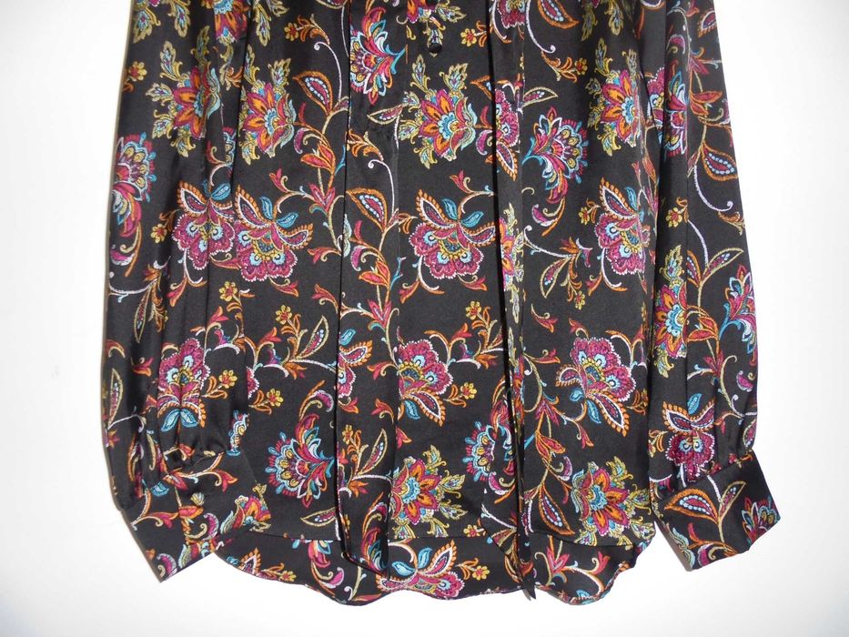 Blusa de senhora da marca PRIMARK