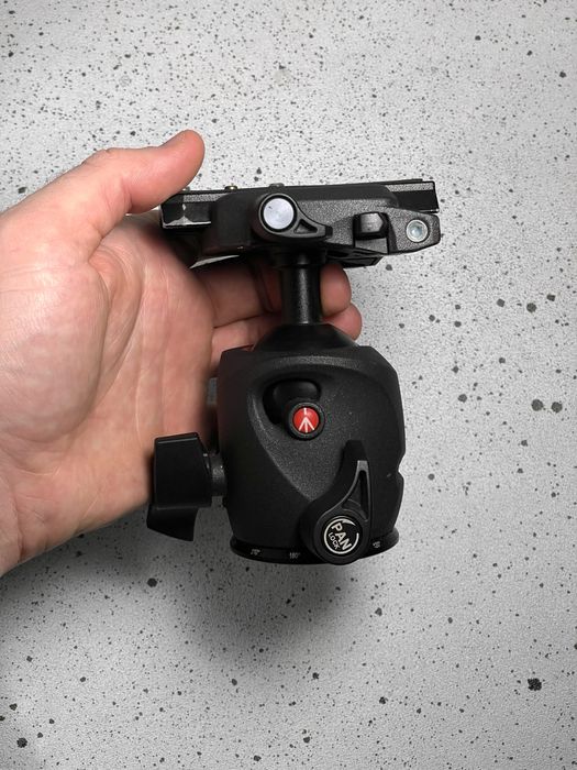 Вживана Manfrotto MH054M0-Q5 шарова штативна головка