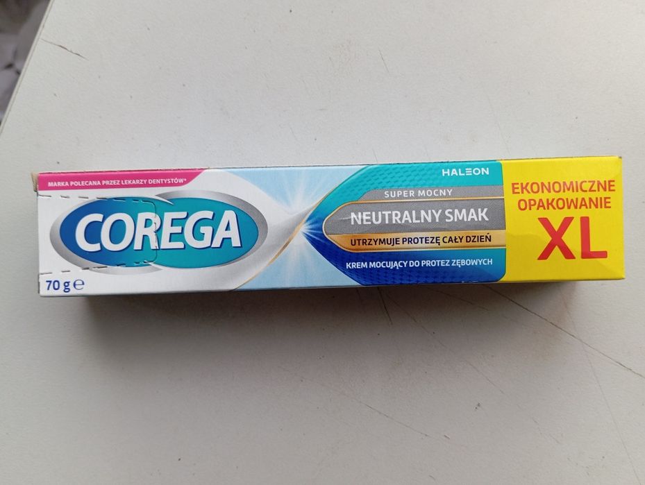 Corega Super Mocny Krem mocujący do protez zębowych 70 g 10 szt.